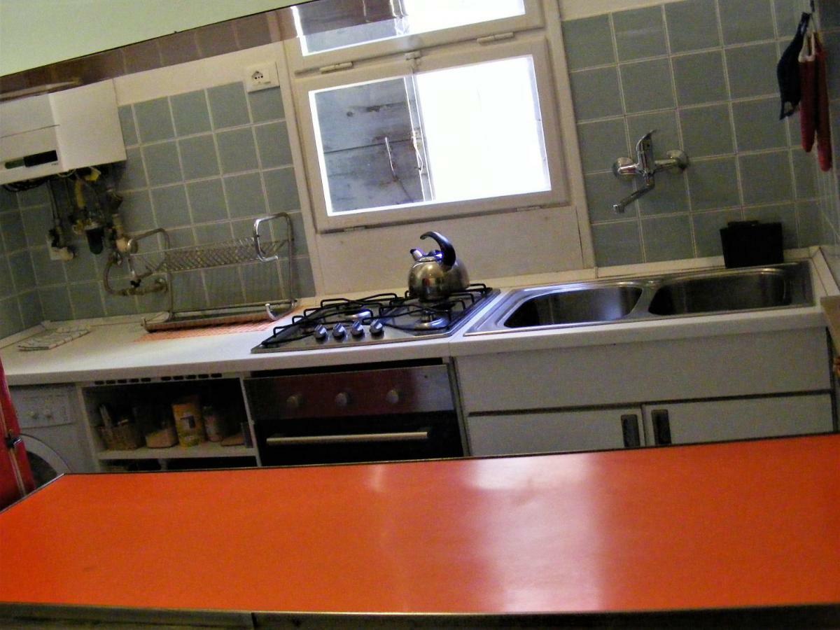 Andy'S Apartment Венеция Екстериор снимка